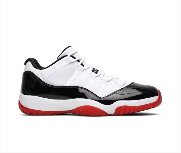 Air Jordan 11 Retro Low Bulls