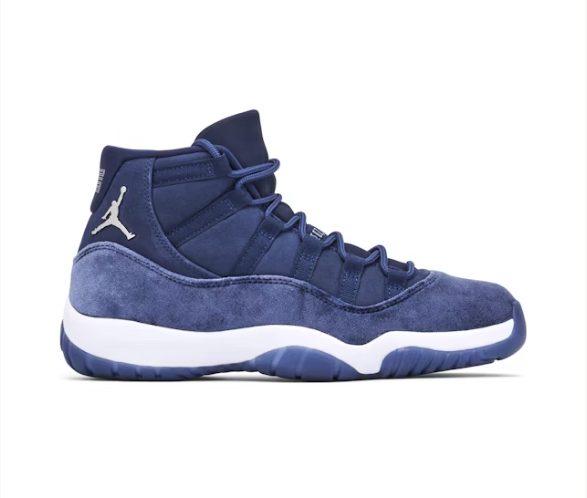 Air Jordan 11 Retro Velvet Midnight Navy