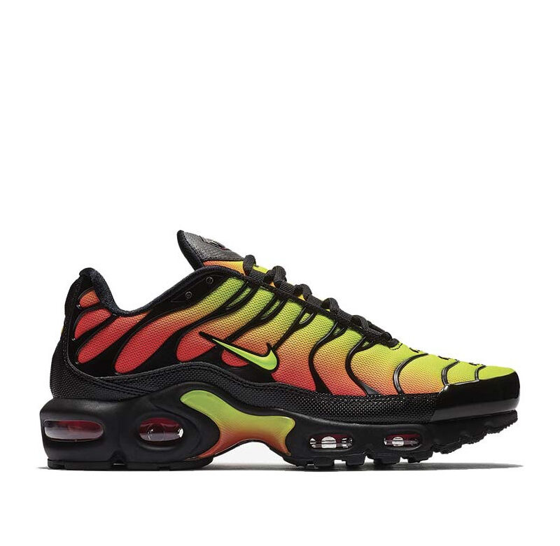 Nike Air Max Plus "Solar Red"