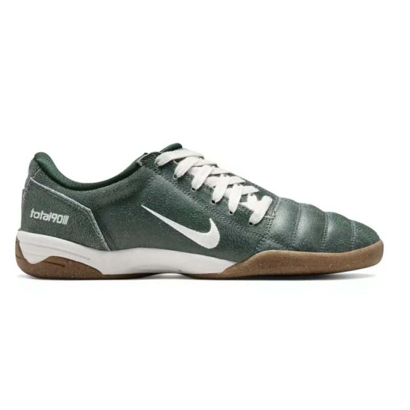 Nike Total 90