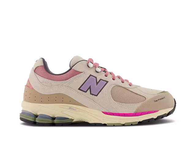 New Balance 2002R Hiking Pack Beige