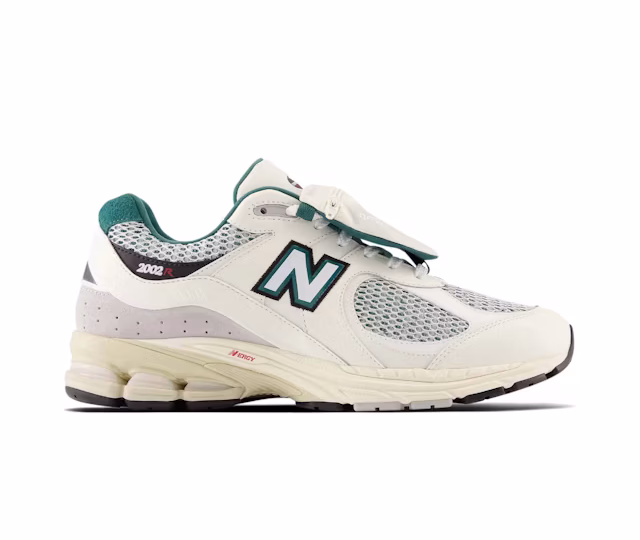New Balance 2002R Pouch Vintage Teal