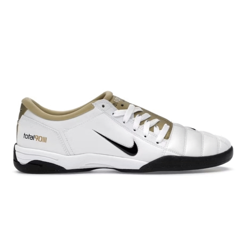 Nike Total 90