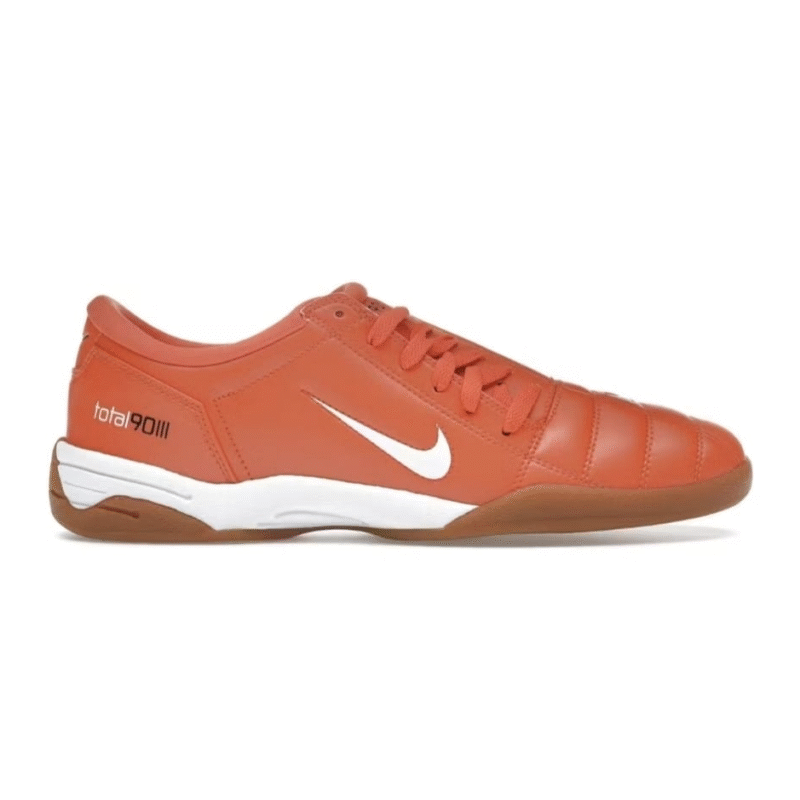 Nike Total 90