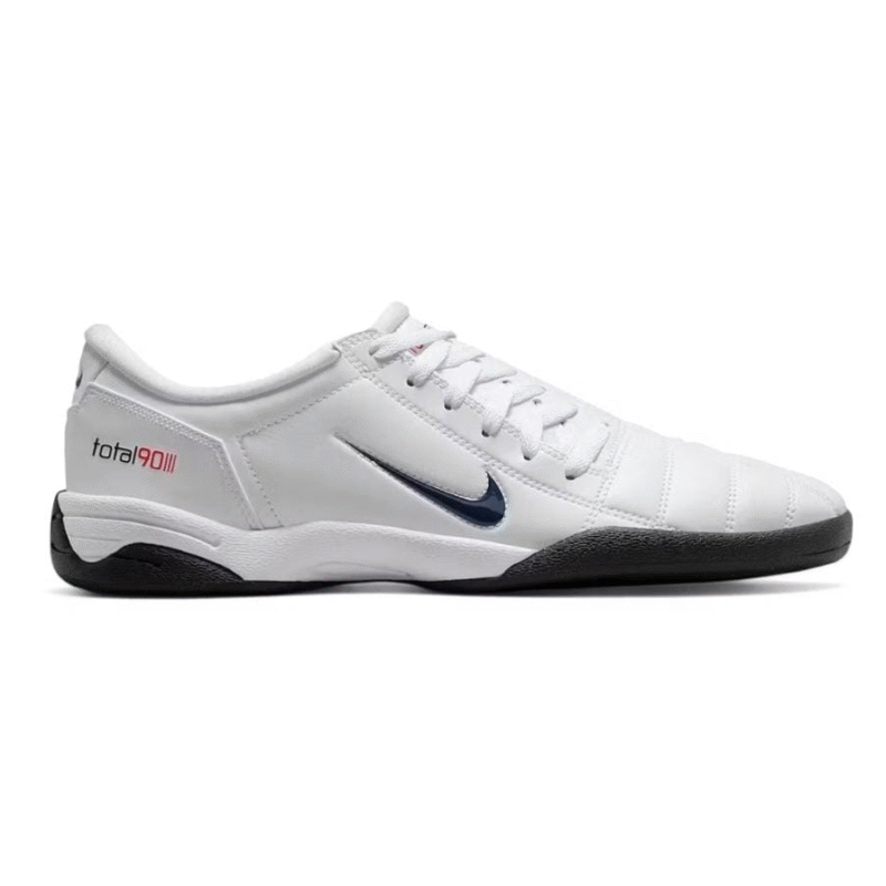 Nike Total 90