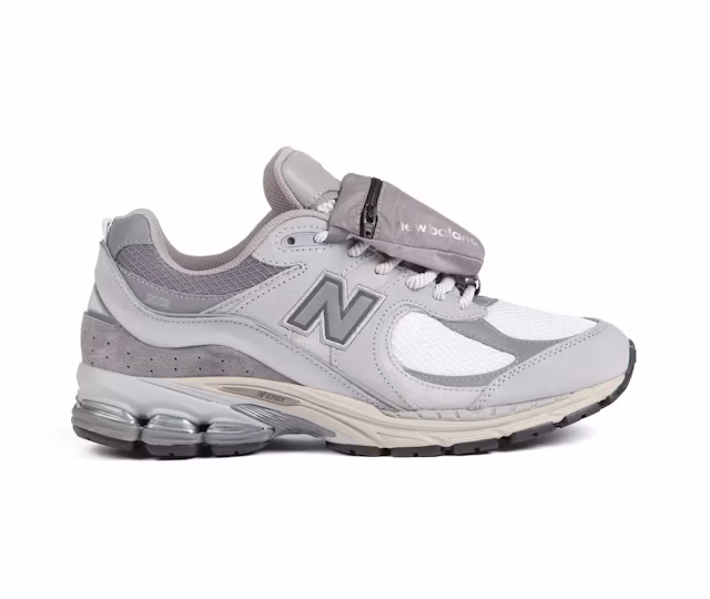 New Balance 2002R Pocket Grey