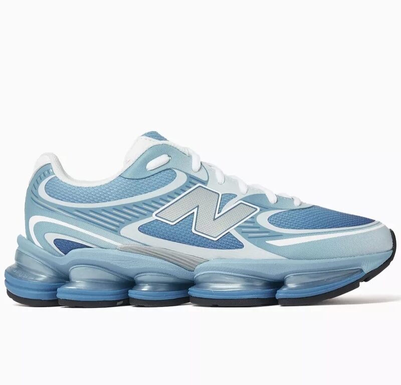 New Balance 2000