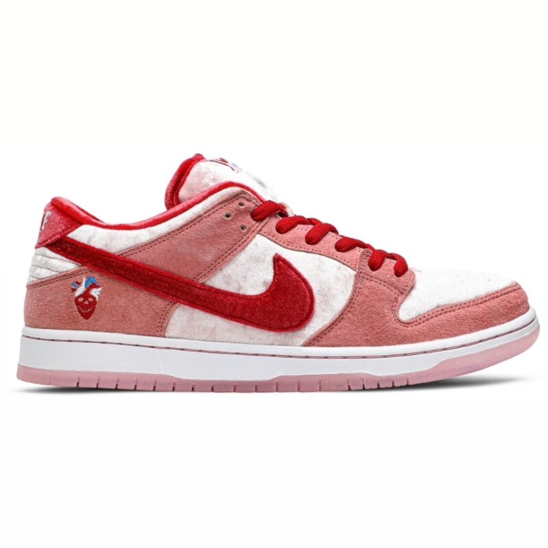 StrangeLove x Nike Dunk Low SB "Valentine’s Day"