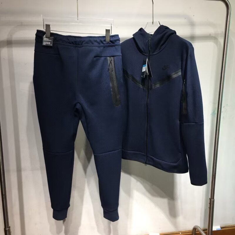 Chandal Nike Tech Fleece