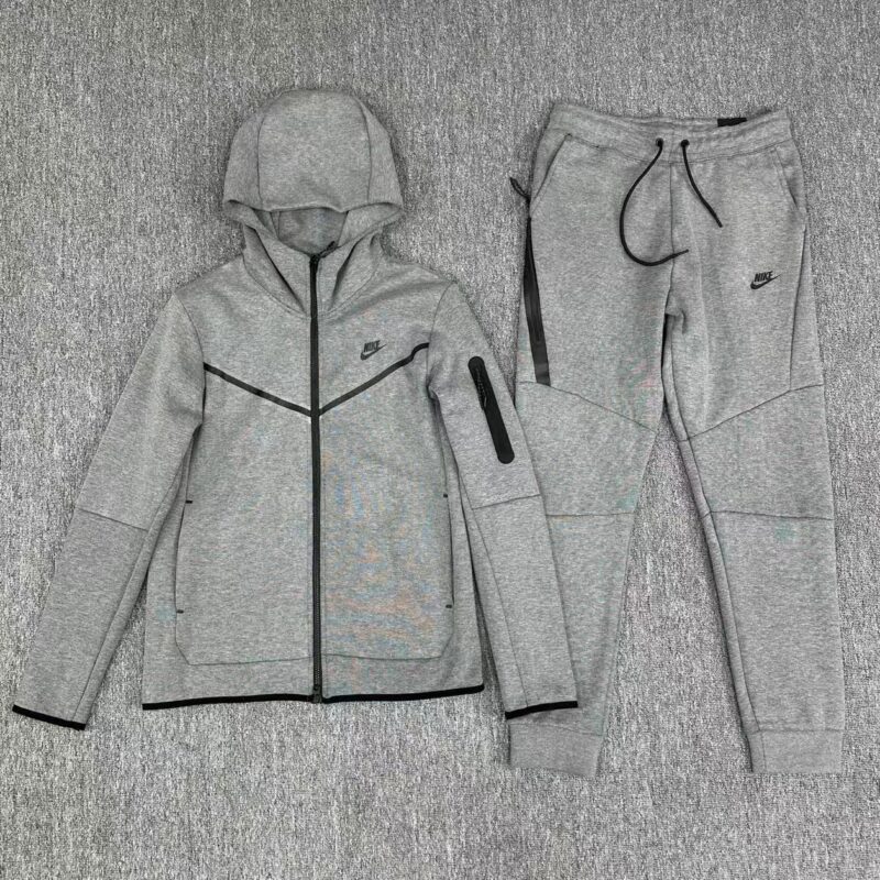 Chandal Nike Tech Fleece