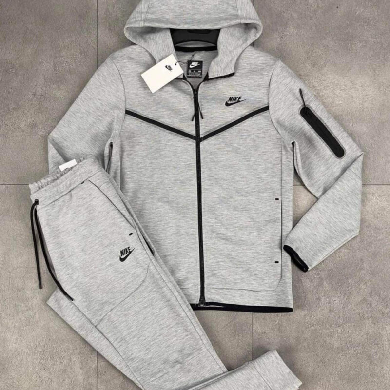 Chandal Nike Tech Fleece