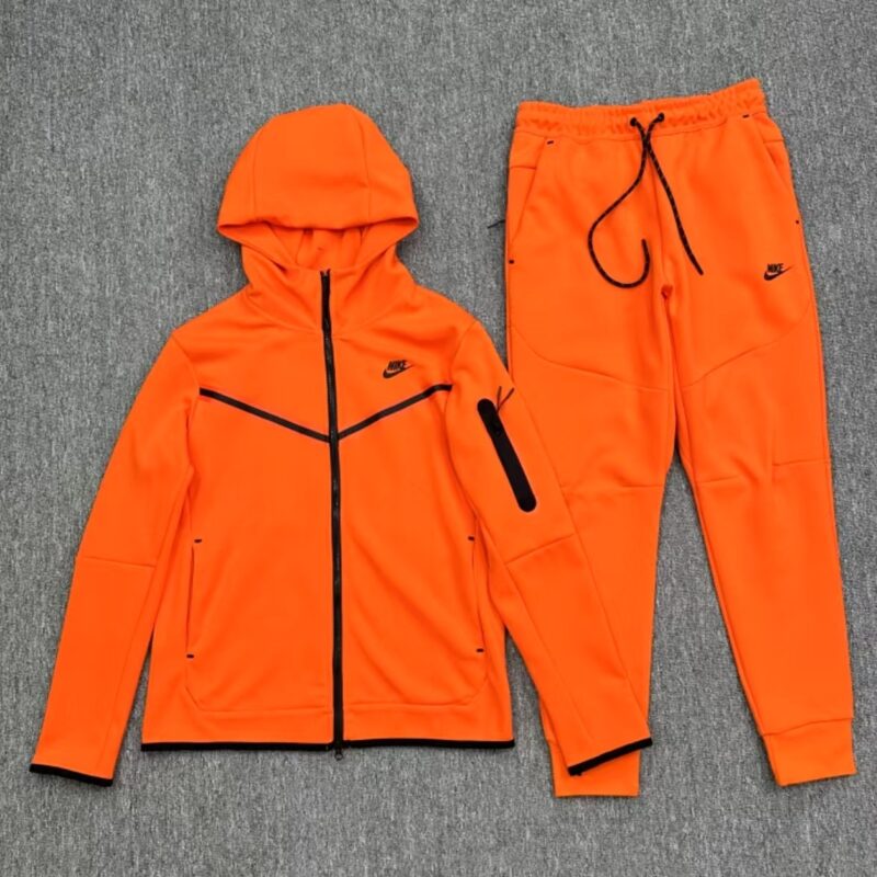 Chandal Nike Tech Fleece