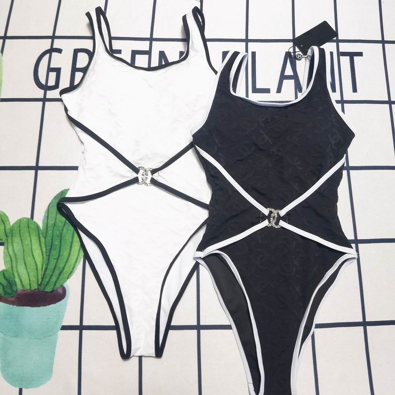 Bikini Chanel