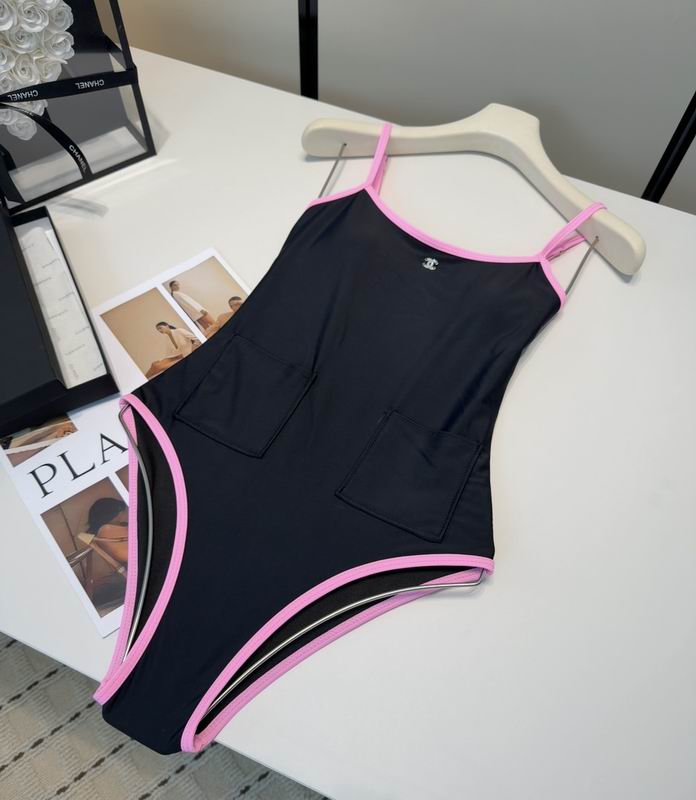 Bikini Chanel