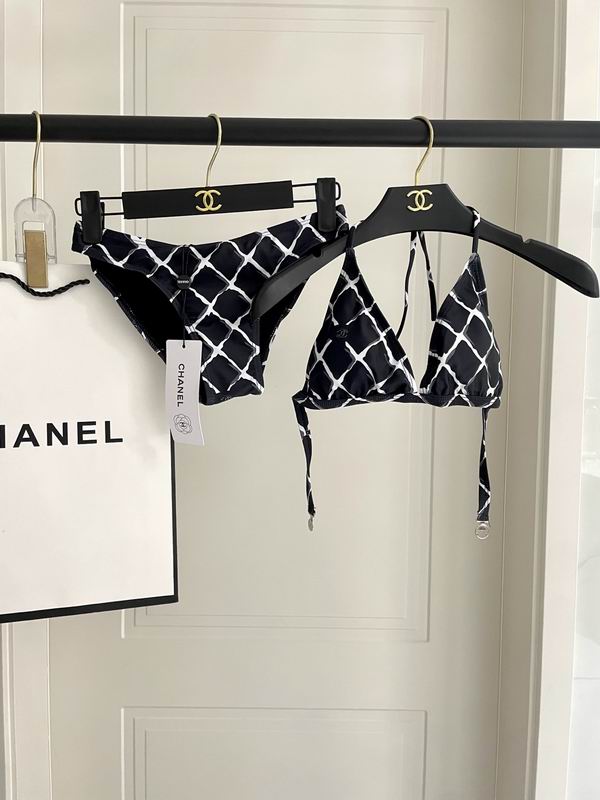 Bikini Chanel