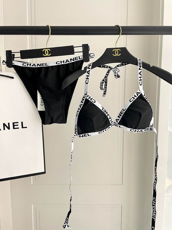 Bikini Chanel