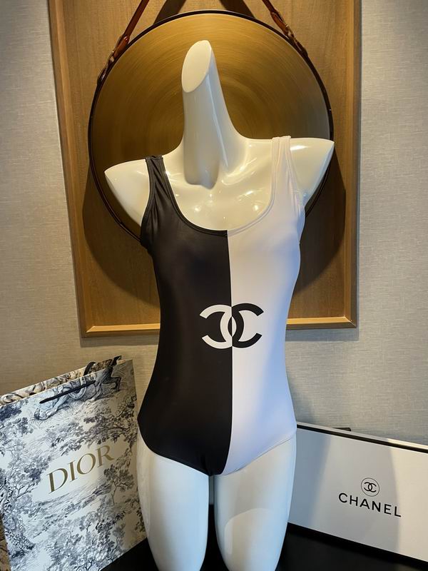 Bikini Chanel