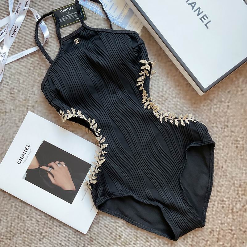 Bikini Chanel
